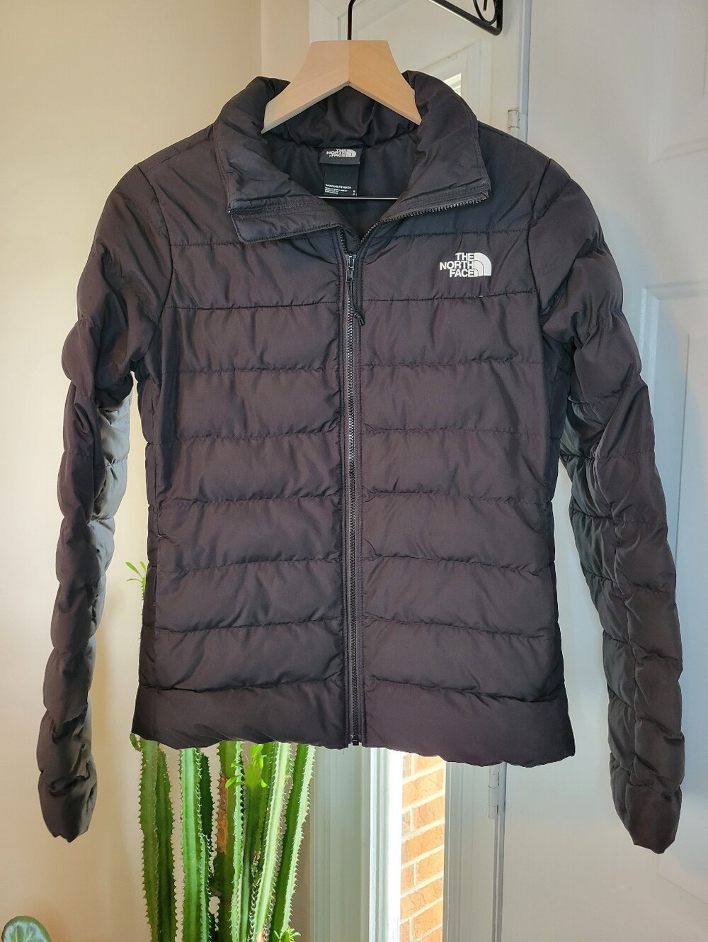 The North Face Black Puffer Full-Zip Aconcagua Jacket, Size Womens Small